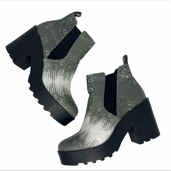 DIVIDED H&M Snakeskin Chelsea boots - Picture 5 of 5